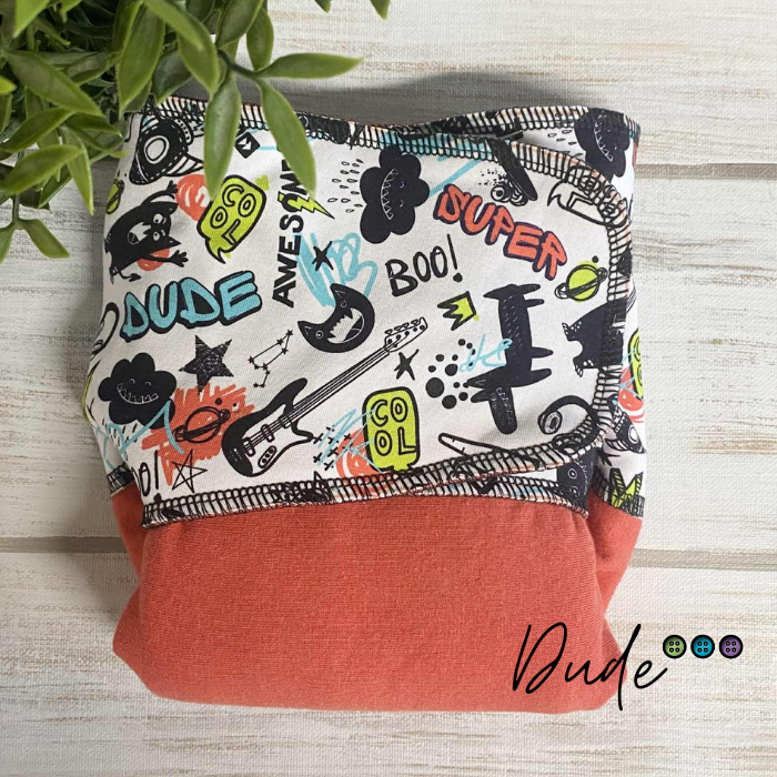ADÈLE | PRÉPLATE | Couche lavable pré-boostée pré-assemblée | Taille Medium - prêt à partir